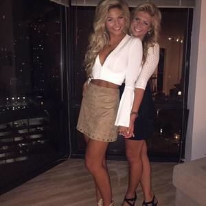 Meet your Posher, Alivia